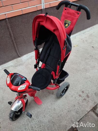 Детский велосипед с ручкой