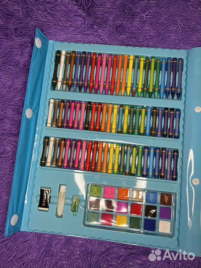 Набор юнного художника 208 предметов