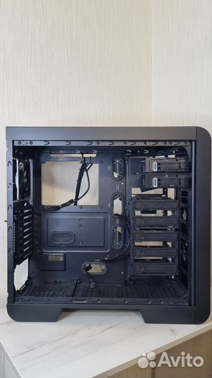 Корпус Thermaltake Core V51