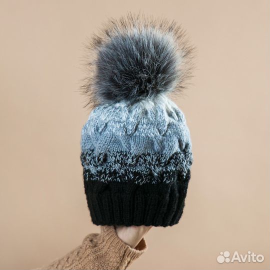 Продаются вязаные шапки для детей и взрослых