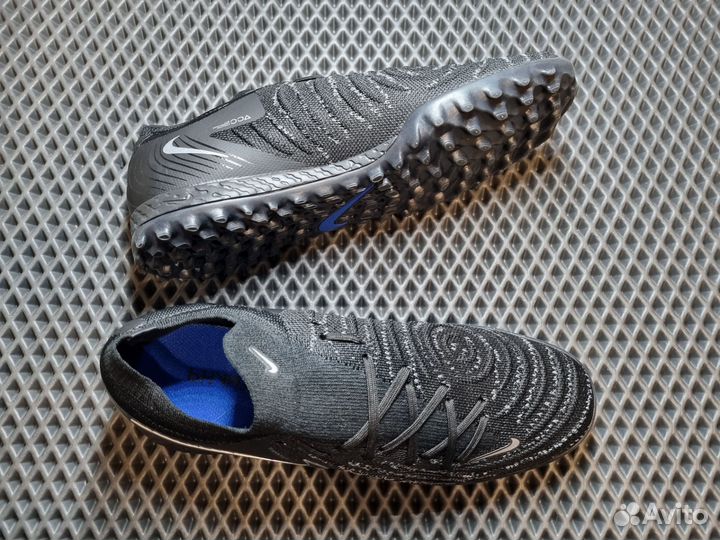 Сороконожки Nike Phantom GX