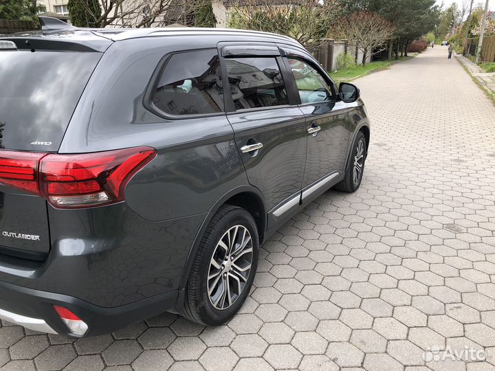 Mitsubishi Outlander 2.0 CVT, 2017, 143 199 км