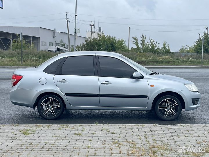 LADA Granta 1.6 МТ, 2013, 150 000 км