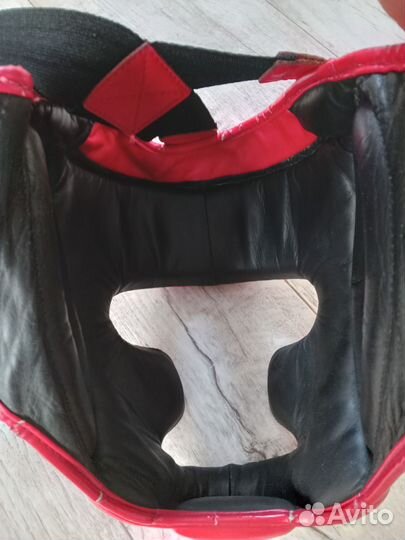 Шлем и боксерские перчатки 12 oz top king