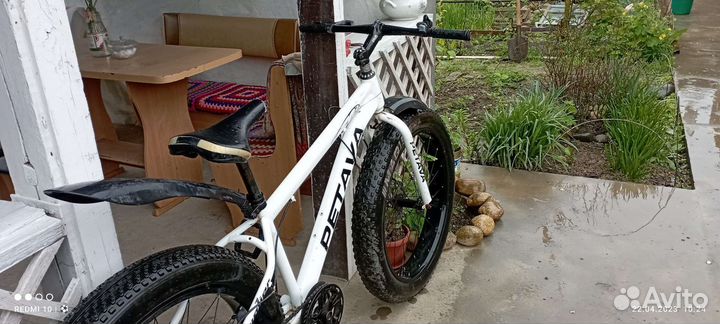 Велосипед фетбайк Petava