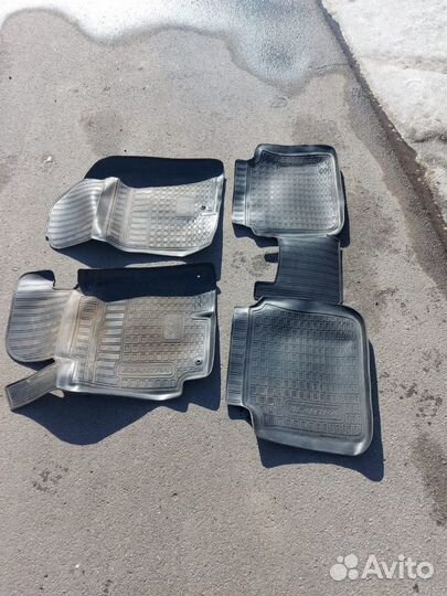 Коврики с бортом оригинал Hyundai Elantra V(рес)