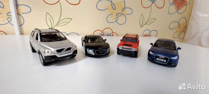 Audi A1,R8,Hummer H3