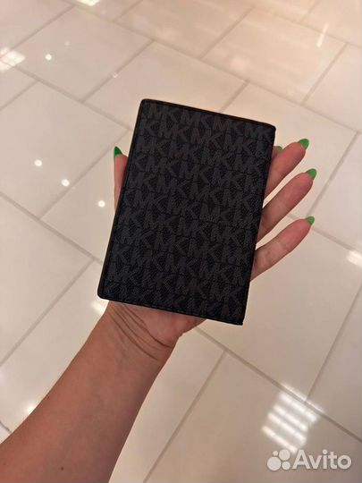 Обложка мужская michael Kors,оригинал