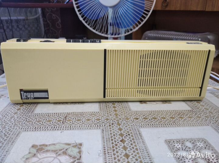 Приёмник трёхпрограммный 