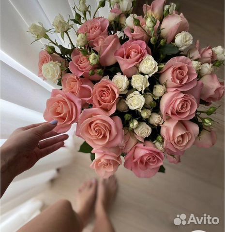Букеты/цветы/розы/доставка цветов