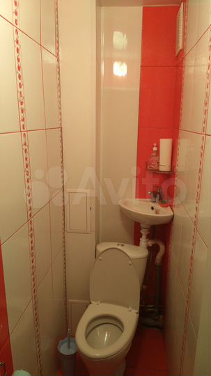Комната 16 м² в 6-к., 2/5 эт.