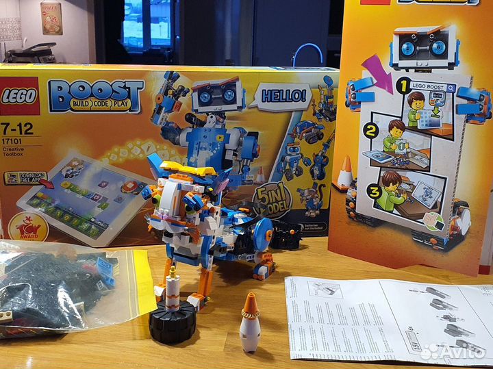 Lego Boost, модель 17101