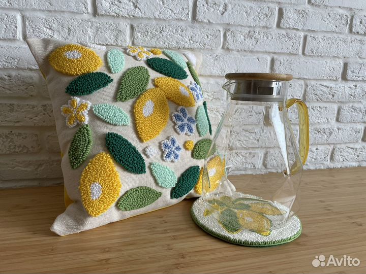 Подарочный набор для женщин на 8 марта