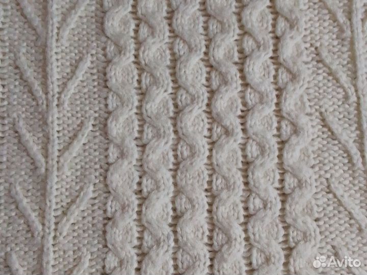 Свитер женский