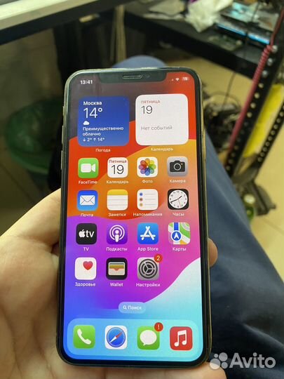iPhone Xs, 64 ГБ