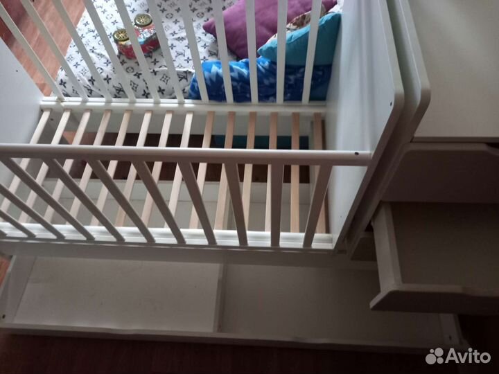 Детская кроватка трансформер с маятником 0+