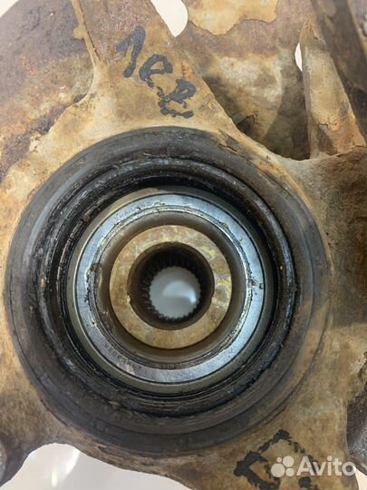 Кулак поворотный Передний Левый (Mazda BT-50)