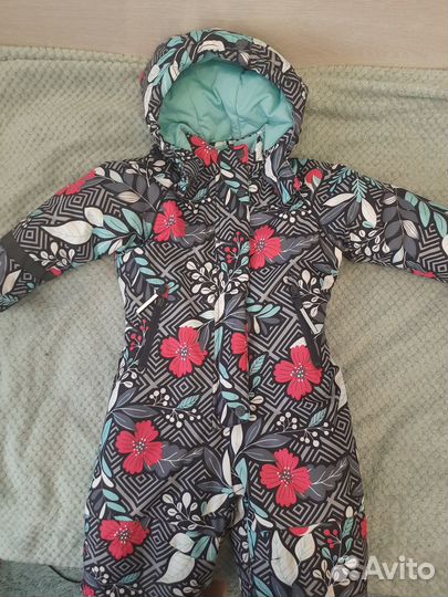 Зимний комбинезон для девочки