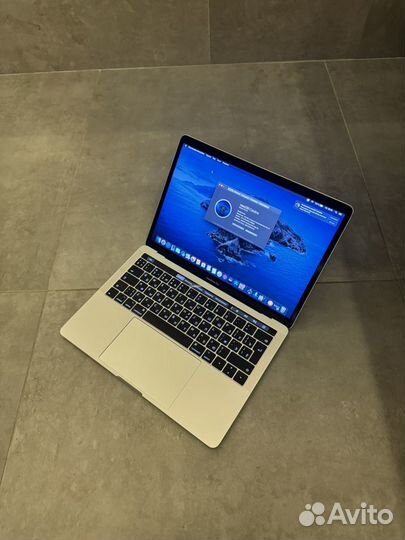 Apple MacBook Pro 13 With Touch Bar