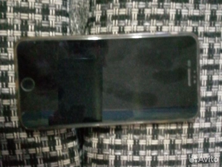 iPhone 8 Plus, 64 ГБ