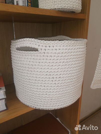Корзина вязаная