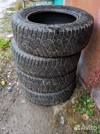 Goodyear Ultragrip 600 215/65 R16