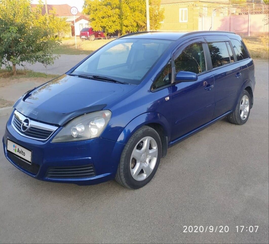 Opel Zafira: фото владельца