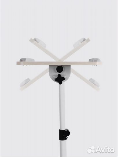 Приставной столик для ноутбука на колесиках