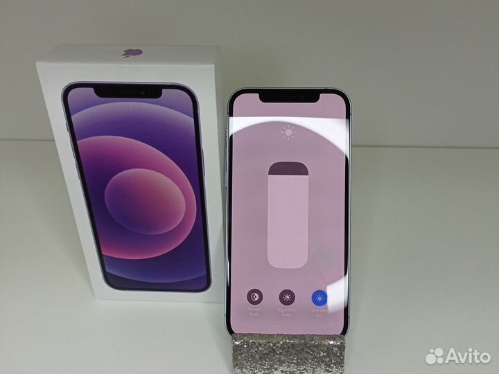 iPhone 12, 64 ГБ