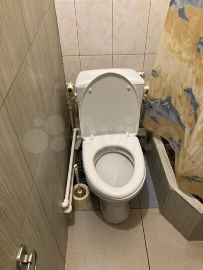 Комната 17 м² в 1-к., 1/2 эт.