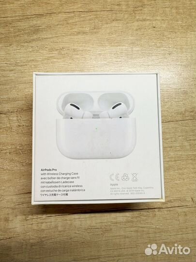 Наушники AirPods pro 1 поколение