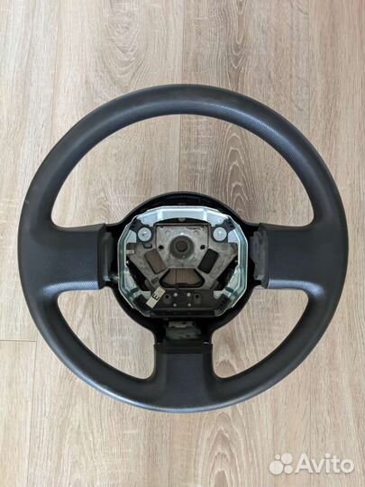 Руль Nissan Cube Z11