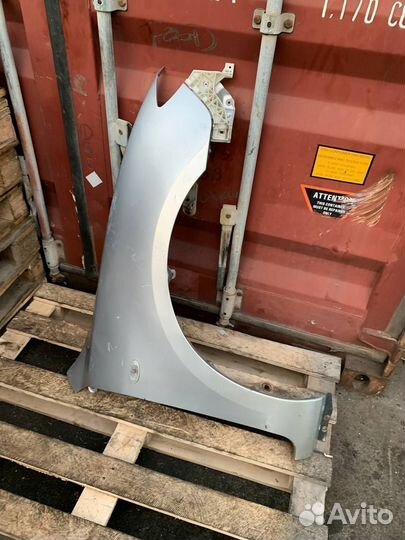 Крыло переднее правое Mazda 3 BK седан