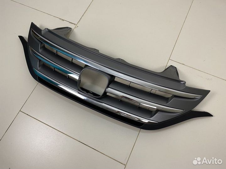 Решетка радиатора Honda CR-V 4 2012-2015