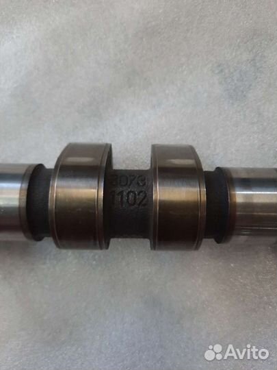 Распредвал выпускной на Volvo 3,2L