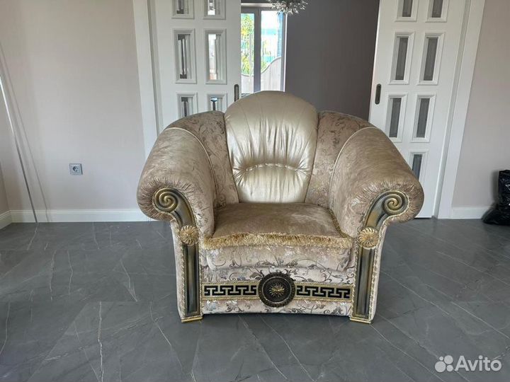 Диваны с креслами