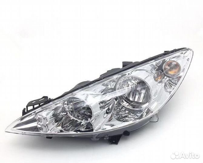 Фары на peugeot 308, 408 новые