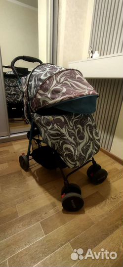 Коляска прогулочная