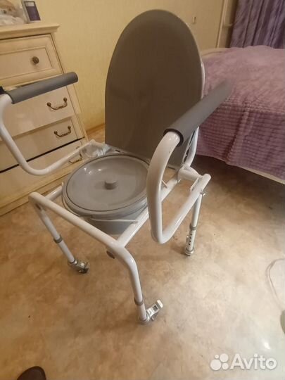 Кресло-унитаз