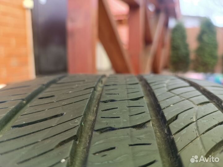 Kumho Crugen Premium KL33 255/50 R20 105