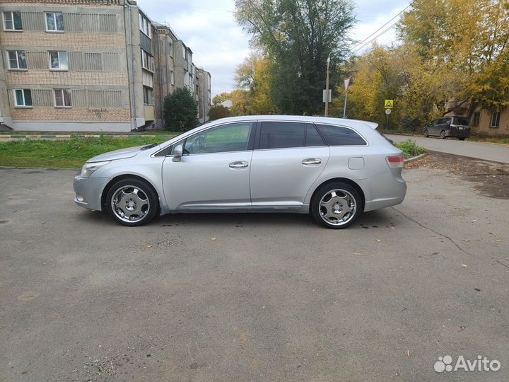 Toyota Avensis 2.2 AT, 2009, 220 000 км