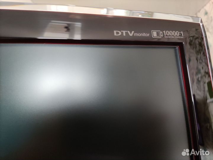 Монитор Samsung 26 дюймов