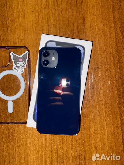 iPhone 12, 64 ГБ