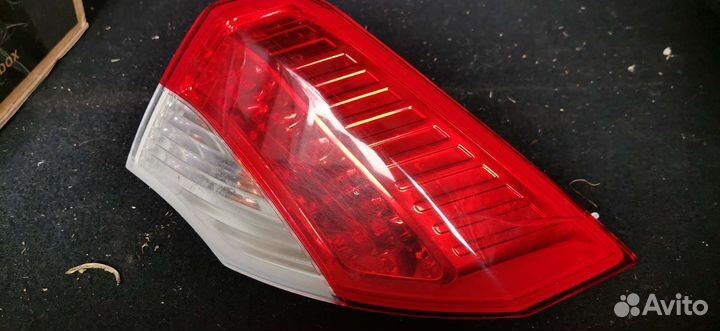 Задний фанарь Renault laguna 3