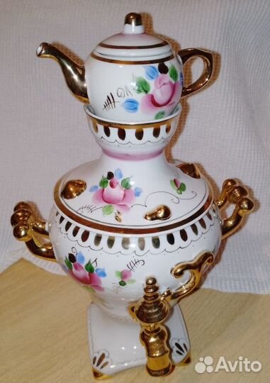 Самовар розовая Гжель - новый