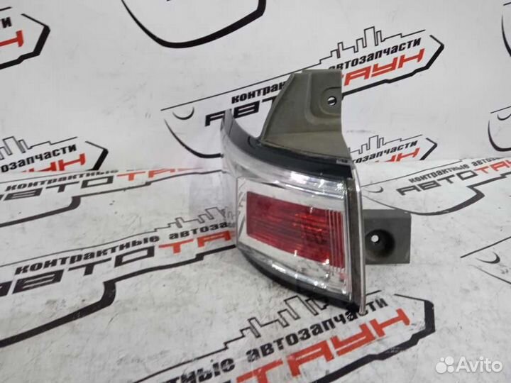 Фонарь nissan elgrand PE52 PNE52 TE52 TNE52 8503 б