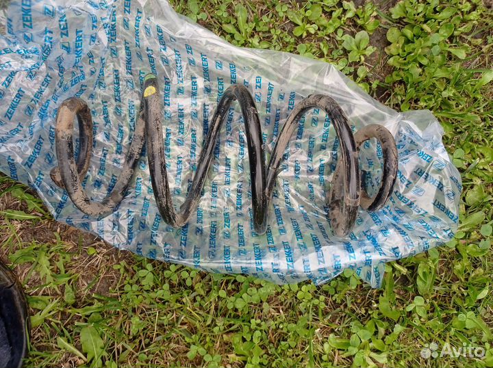 Задняя пружина на chevrolet cobalt авео т300