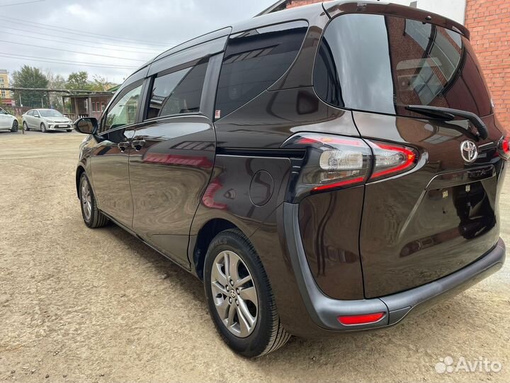 Toyota Sienta 1.5 CVT, 2018, 87 000 км