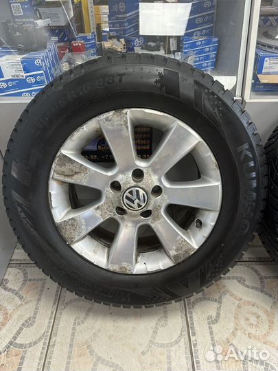 Комплект шин зимних с дисками 215/65 r16