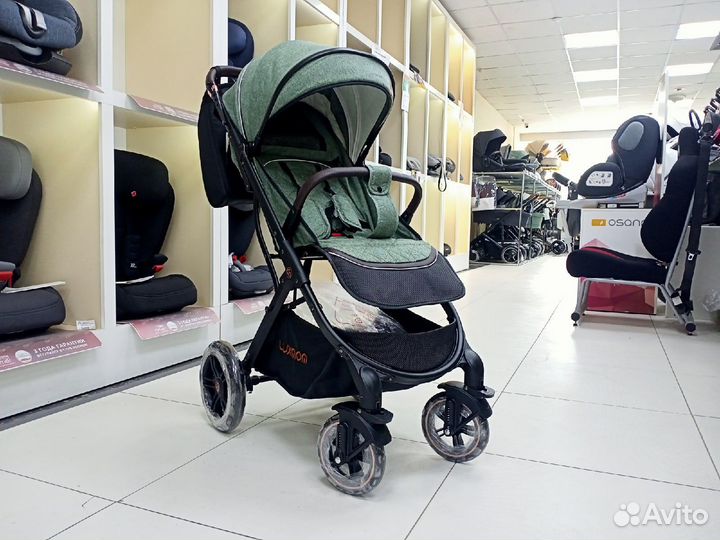 Прогулочная коляска Luxmom Green 609